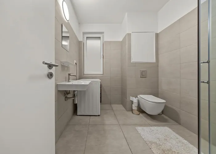 Air Conditioned 1 Apartment, With Garden, New Building Appartement